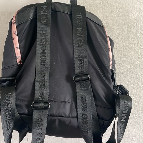 Steve Madden backpack - Picture 5 of 9